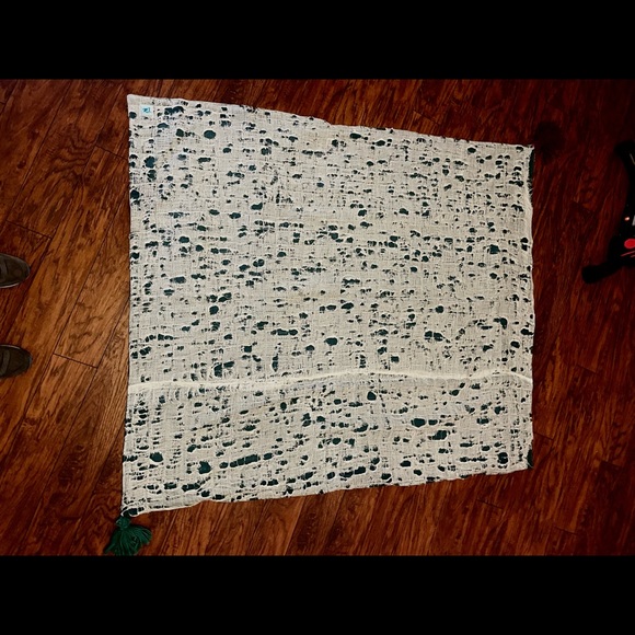 Karma Living throw/thick tapestry-stunning with rugged/worn look NWOT - Picture 4 of 7